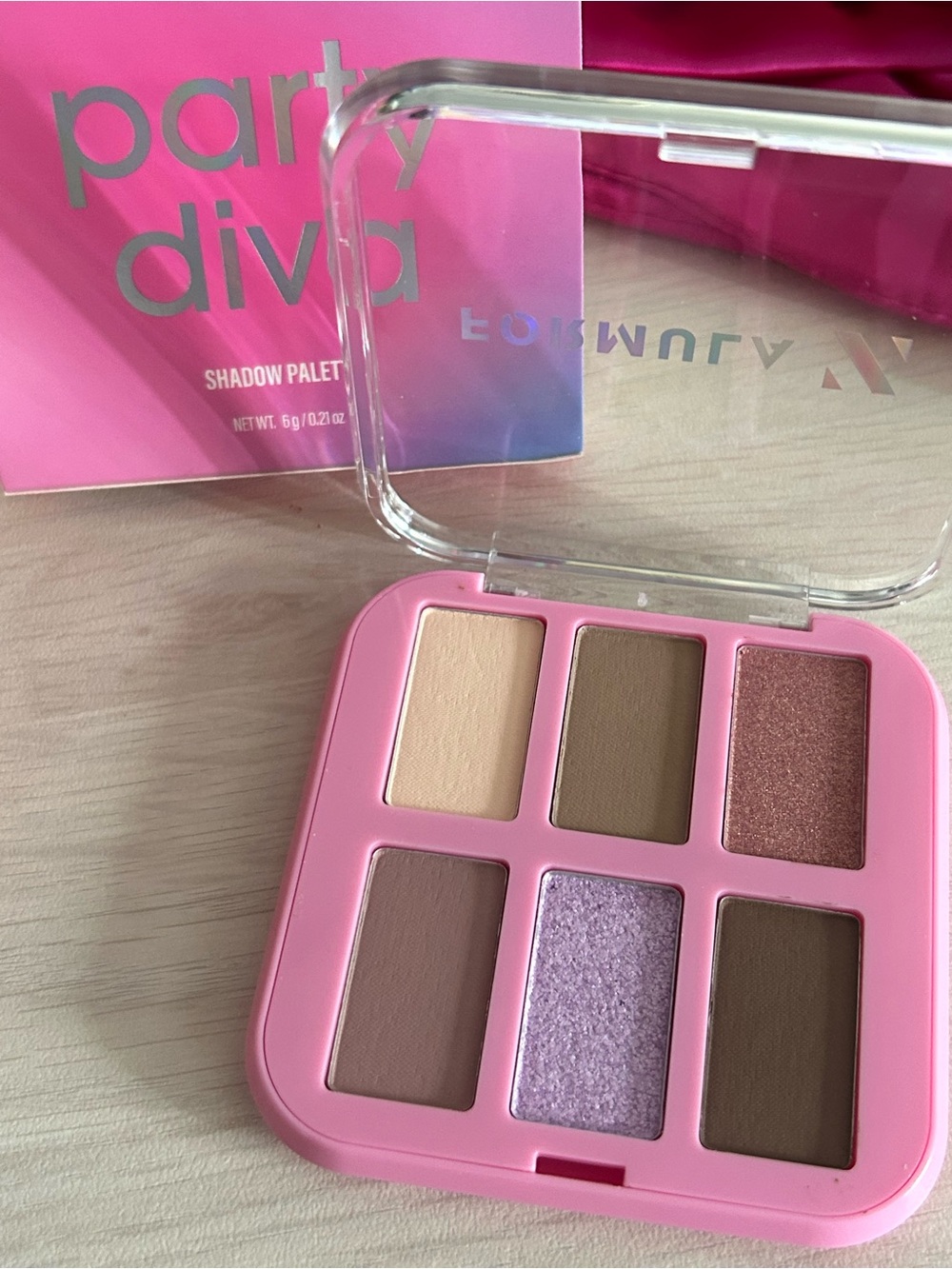 Makeup bundle - Picture 2 of 5